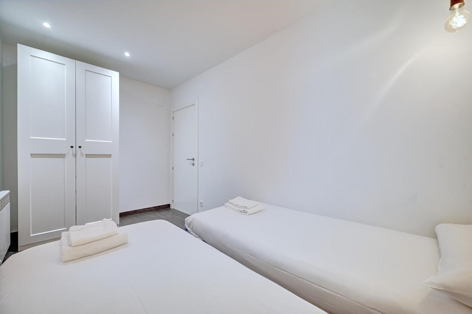 El Navarro Suite By Clabao Pamplona Exterior photo